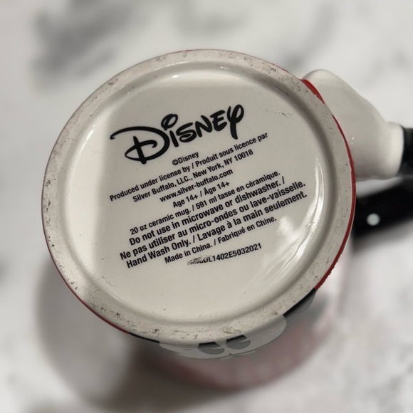 Minnie Mouse Large Ceramic Mug withh Sculptured handle! Disney - Picture 6 of 6